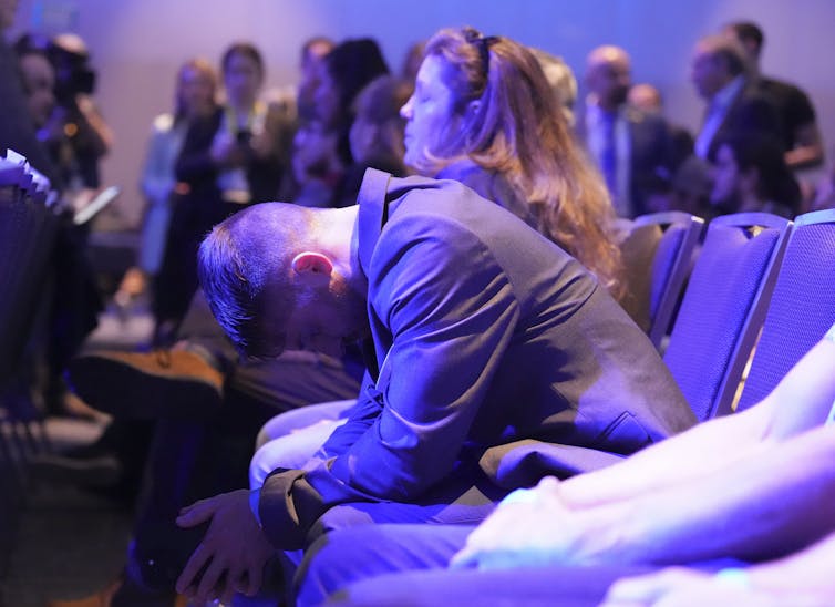 Los conservadores canadienses, con la ayuda de Donald Trump, están bajos, pero están lejos de afuera 1 El joven se pone en su lugar