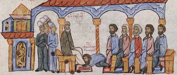 Iluminación en el manuscrito _Skylitzes Matritensis_ de la Sinopsis de la historia de Juan Escilitzes, en el que se hace referencia a un juicio al que se enfrentó Focio antes de su muerte.