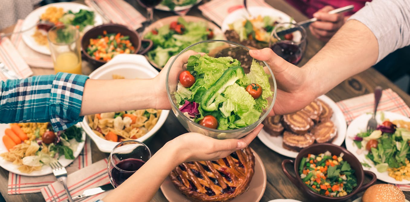 Staying socially connected can help maintain healthy eating with age, especially for older women Staying socially connected can help maintain healthy eating with age, especially for older women