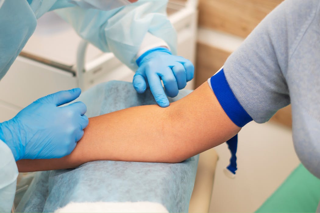 What is a blood cholesterol ratio? And what should yours be?