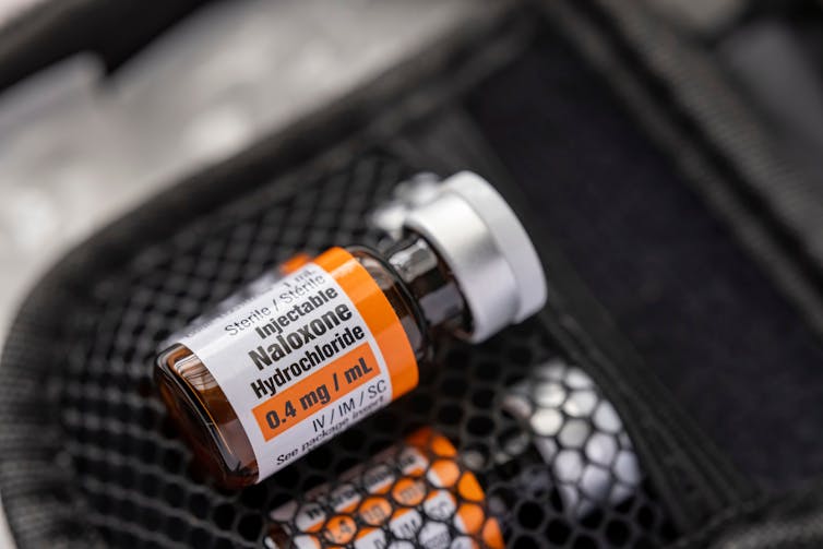 Medetomidine: what you wish to have to grasp in regards to the animal sedative turning up in opioid deaths 1 A phial of naloxone.