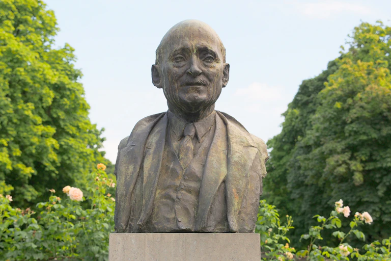 Busto de Robert Schumann en Bruselas