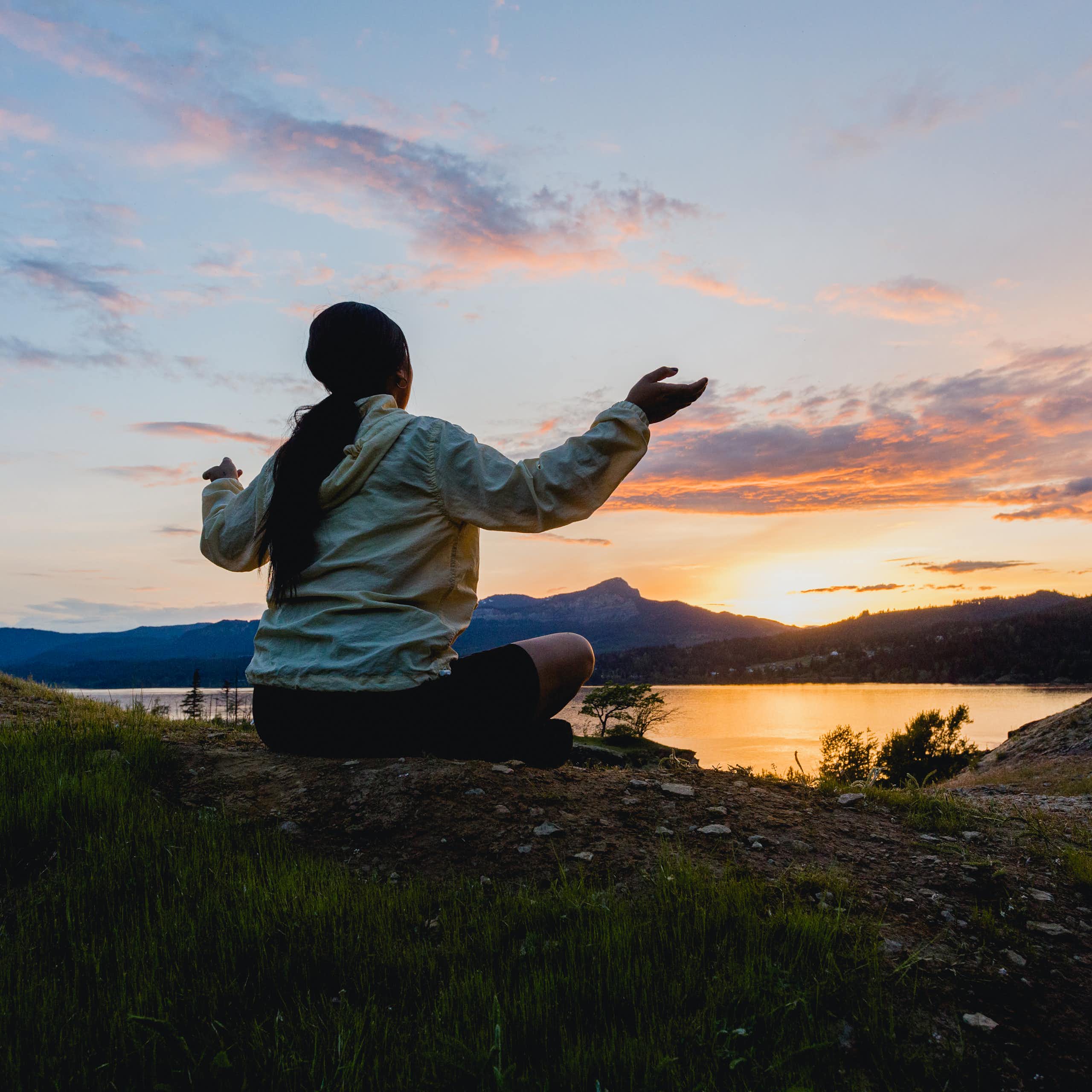 An Indigenous approach shows how changing the clocks for daylight saving time runs counter to human nature – and nature itself