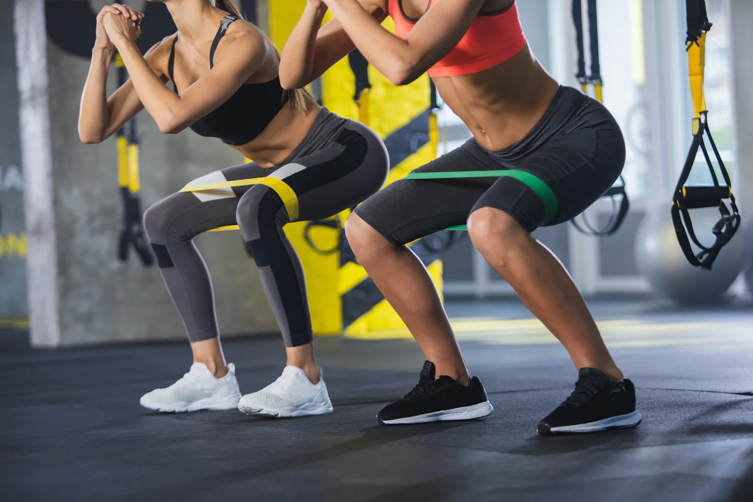Compression tights and tops: do they actually benefit you during (or ...
