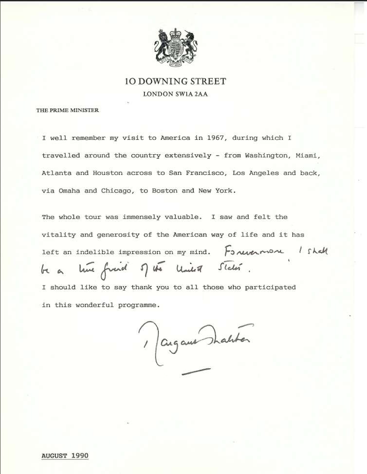 A typewritten and handwritten note from the British prime minister.