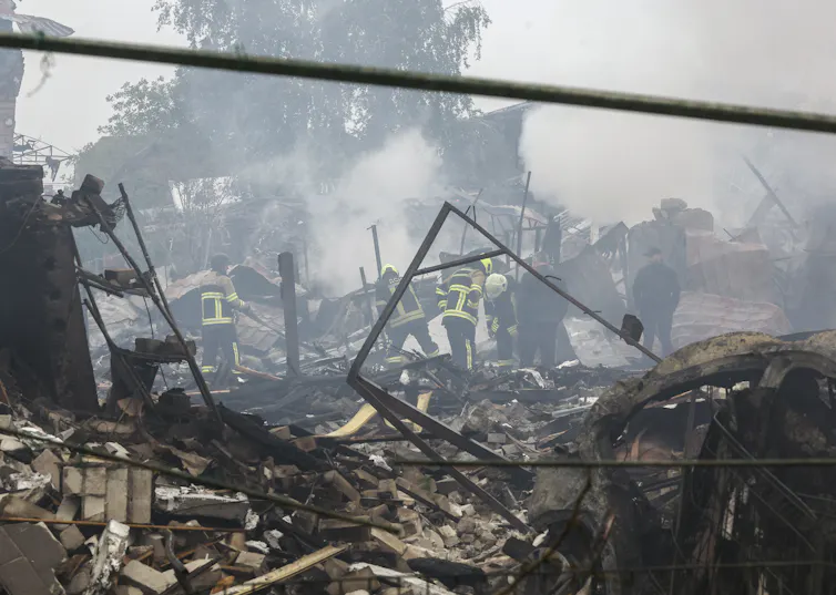 Vladimir Putin’s bombing of Ukrainian civilians gained’t finish the warfare any sooner. So, why is he doing it? Vladimir Putin’s bombing of Ukrainian civilians gained’t finish the warfare any sooner. So, why is he doing it?
