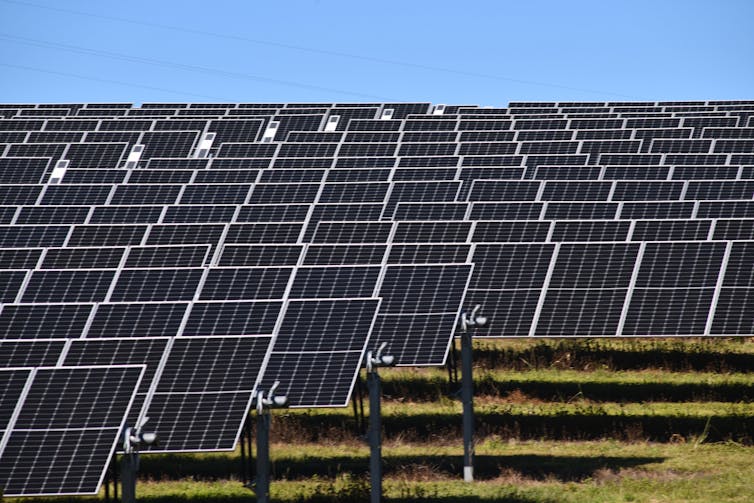 solar farm queensland.