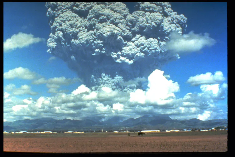 Huge volcanic eruption and ash cloud