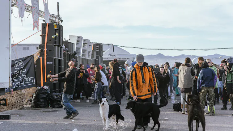 Une rave clandestine à Fuente Álamo, près de Murcia en Espagne