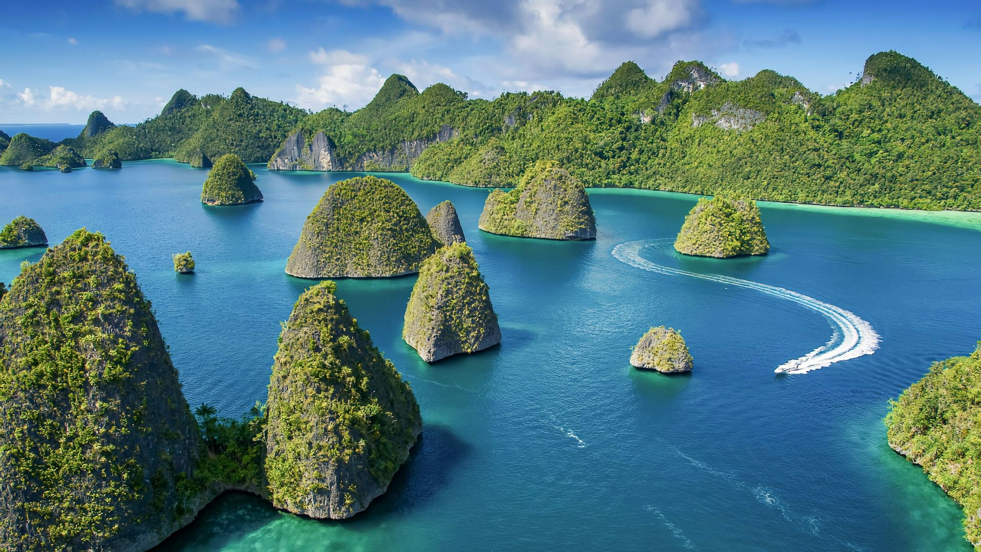 Tak boleh ada pengecualian, seluruh izin tambang di Raja Ampat dan pulau-pulau kecil harus dicabut