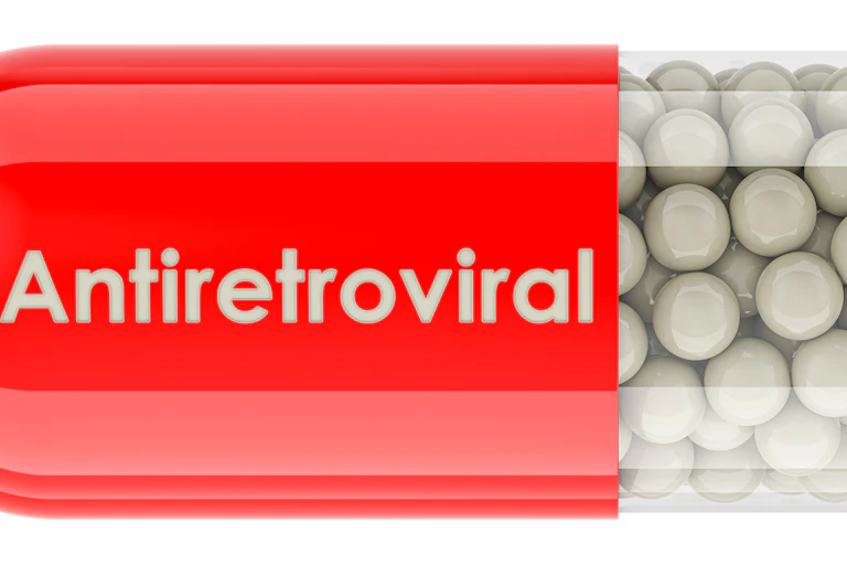 Una cápsula contiene a su vez pastillas y lleva el nombre 'antiretroviral'