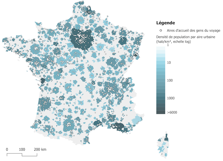 Cartes des aires d’accueil de gens du voyage en France, en regard des aires urbaines