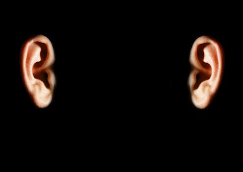 Neuroshkencëtari shpjegon se si të djathtët dhe të majtët e trurit kuptojnë gjuhën ndryshe