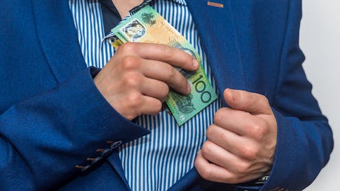 Australian CEOs are still getting their bonuses. Performance doesn’t seem to matter so much