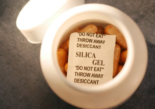 what’s in those little desiccant sachets and how do they work?