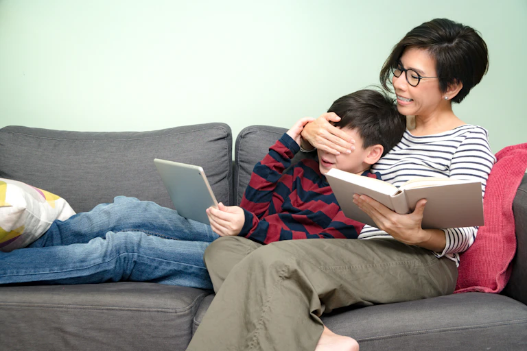 digital parenting, parenting, literasi digital, anak dan gadget