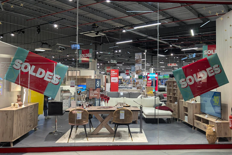 Vu de soldes dans un magasin