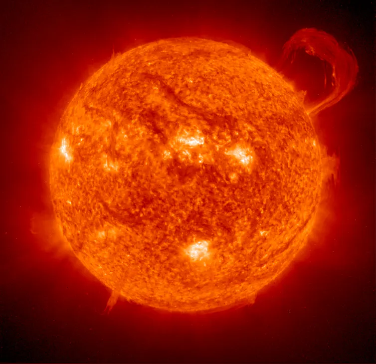 Image de notre Soleil prise par le satellite SoHo, l’instrument de référence en héliosismologie qui est actif depuis 1995