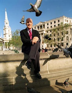 The structure of the brand new Queen Elizabeth II memorial goals to commemorate her as ‘a unifying force’ 2 Norman Foster surrounded by pigeons