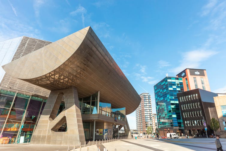 exterior shot of the lowry theatre and gallery in salford