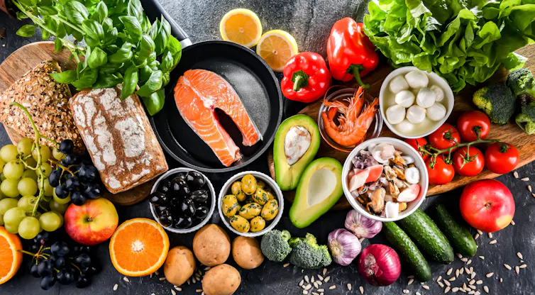 table of food, mediterranean diet