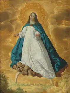 Pintura de una mujer joven ascendiendo al cielo con querubines bajo sus pies y un cuarto de luna.