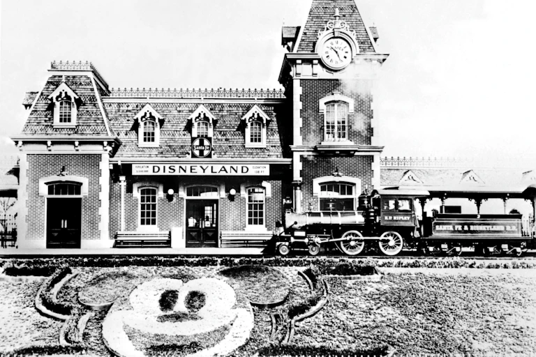 Le parc Disneyland en 1955