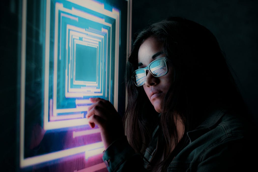 AI systems and humans ‘see’ the world differently – and that’s why AI images look so garish