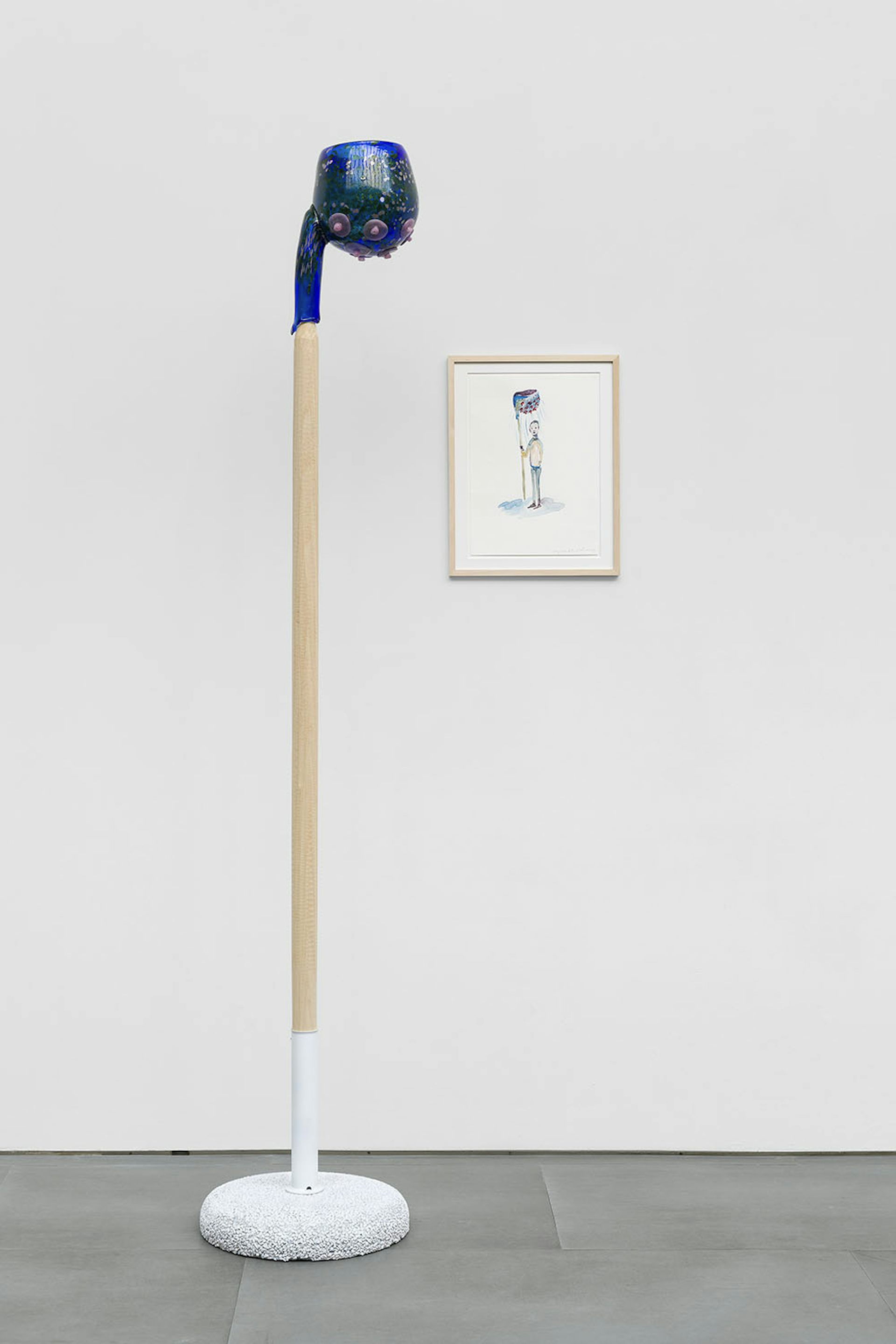 Tall cooling system that looks like a lamp