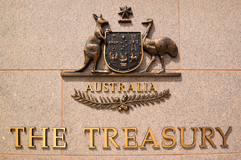 Plaque bearing the Australian coat of arms