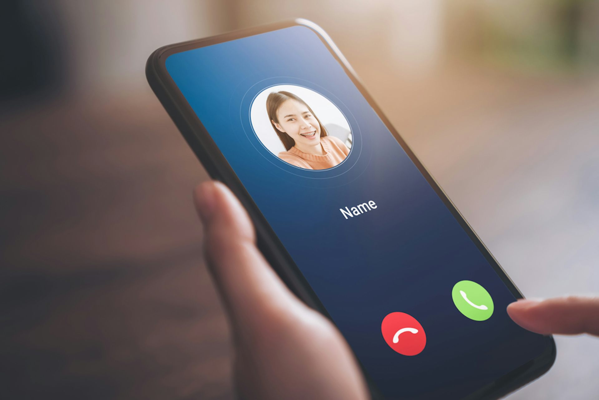 Écran de téléphone pour accepter ou refuser un appel