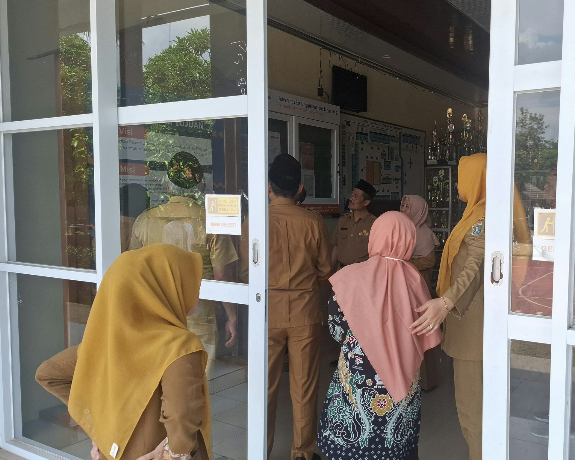 kekerasan pada anak, kekerasan di sekolah