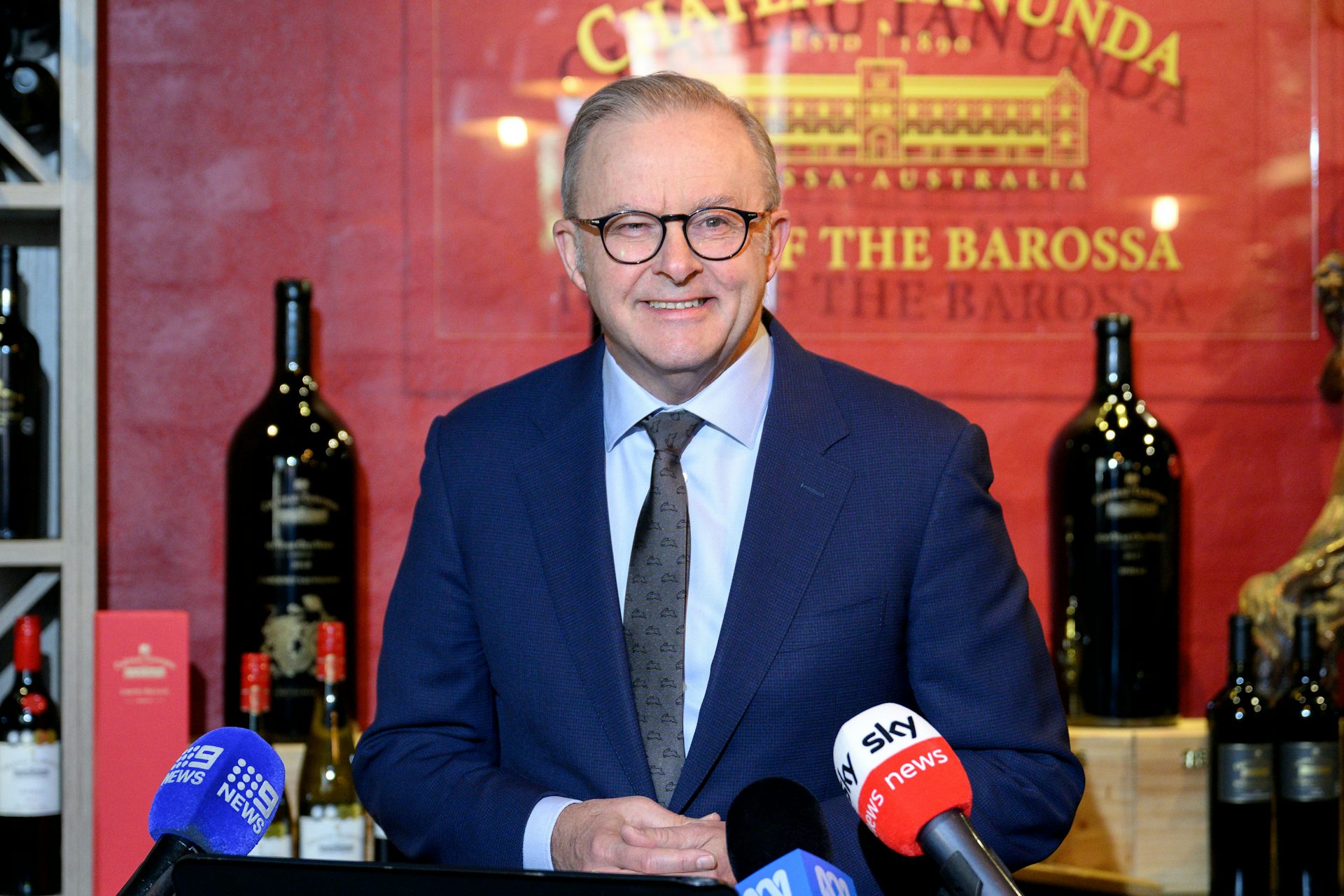 Newspoll and Resolve give Labor - File 20250720 56 Stre9g