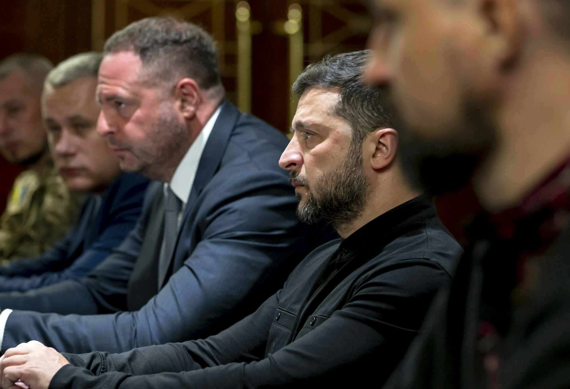 Volodymyr Zelensky attending his meeting with the French foreign minister.