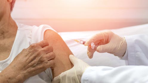 Vaksinat nuk parandalojnë vetëm sëmundjet: mund të luftojnë edhe plakjen