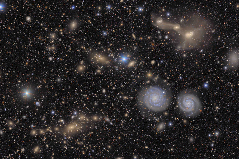 des étoiles et des galaxies