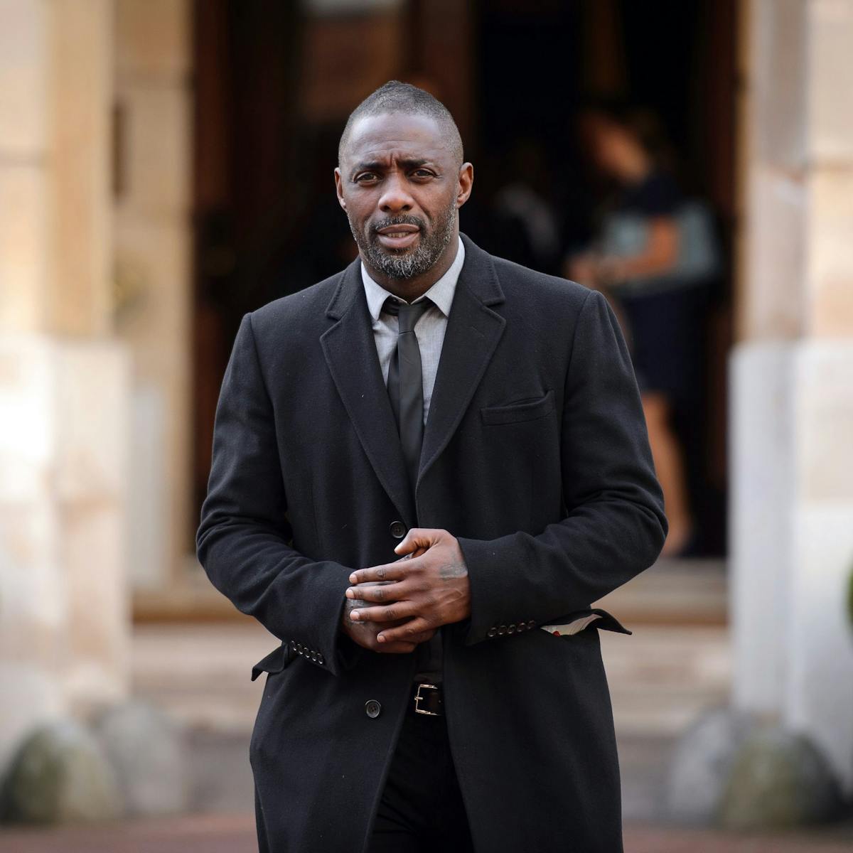 Casting Idris Elba As The First Black James Bond Wouldn T Make The Films Less Troubling