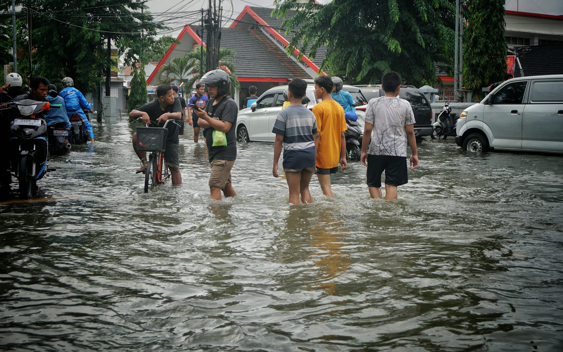 Pulau Jawa terancam tenggelam