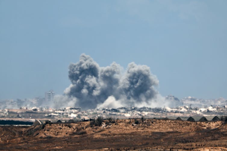 Will the newest diplomatic strikes to finish the conflict in Gaza paintings? 1 Long-distance view of Israeli airstrikes being conducted against northernm Gaza.
