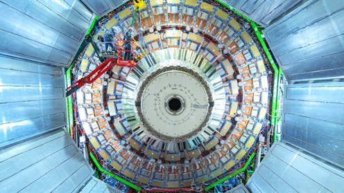 Toponium: CERN arrin fotografinë e pamundur të grimcës më të efemër