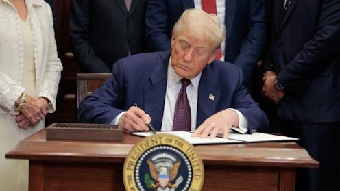 Zelanda e Re kërkon një marrëveshje mbi tarifat e reja të Trumpit – që mund të sjellë një çmim të lartë politik