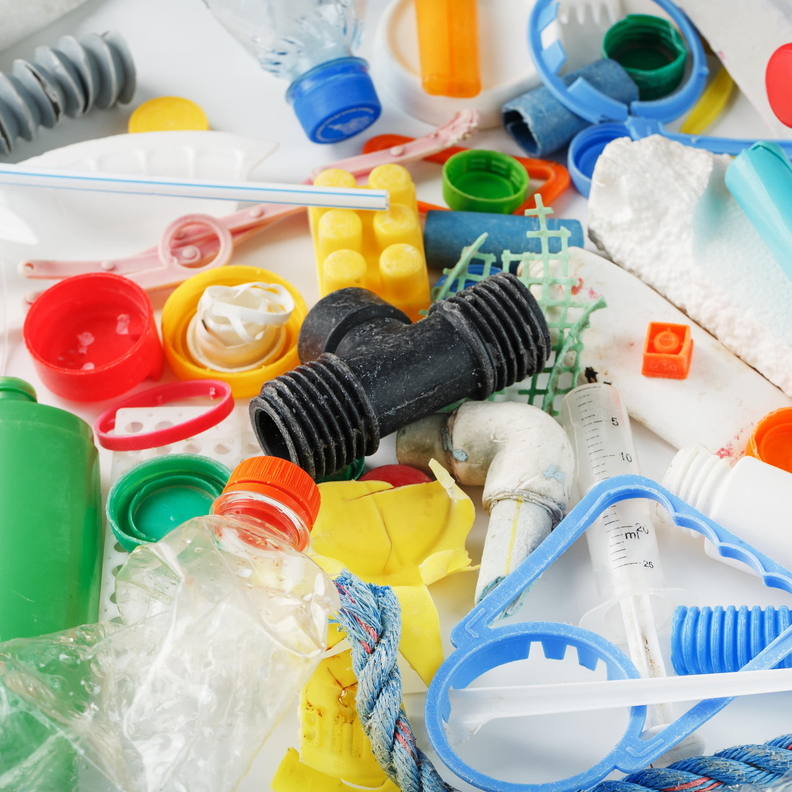 No existe una varita mágica para eliminar todo el plástico del planeta