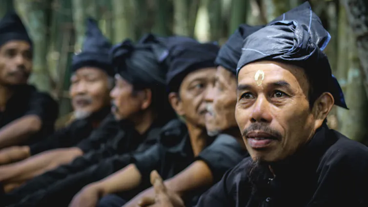 Di Suku Kajang, pilihan politik dalam Pilkada ditentukan oleh pilihan tetua adatnya.