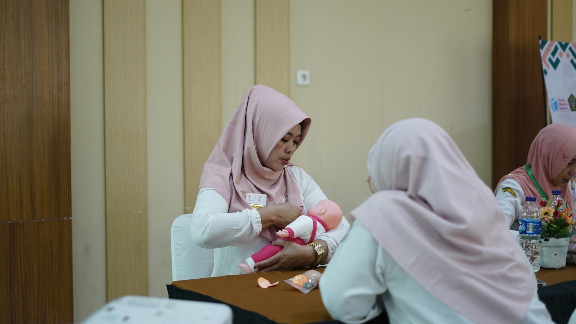 Pelatihan edukasi menyusui bisa tingkatkan kepercayaan diri tenaga kesehatan dalam memberikan konseling.