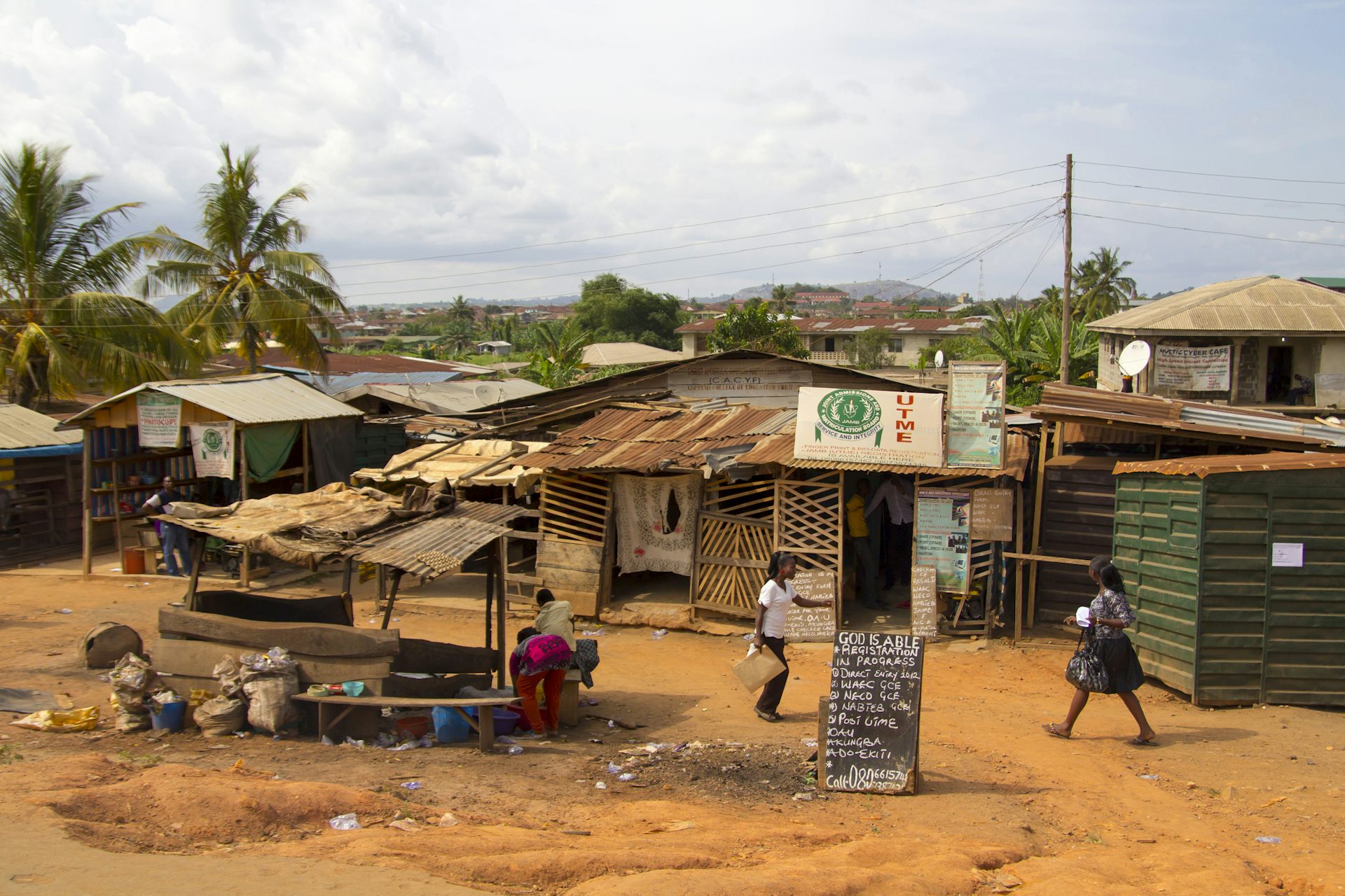 Dusty streets in informal settlement