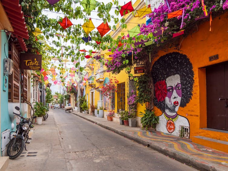 The colourful streets of the Getsemaní neighbourhood of Cartagena.