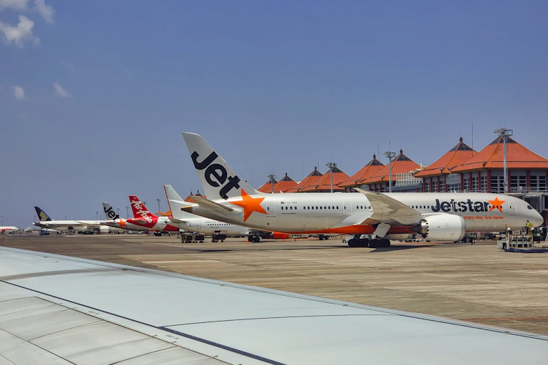 Jadwal penerbangan langsung dari Singapura ke Labuan Bajo sedang kosong pasca hengkangnya Jetstar