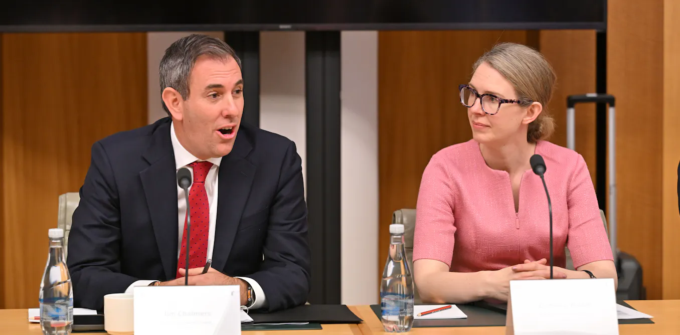 Australia Explores Reducing Working Hours For Productivity