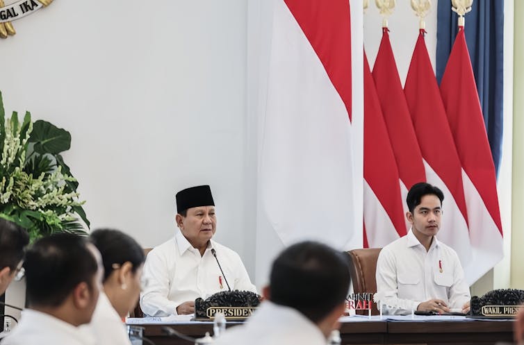 Langkah Prabowo memberikan amnesti dhe abolisi në Hasto Kristiyanto dhe Tom Lembong tregon dobësimin e hijes së Jokowi.