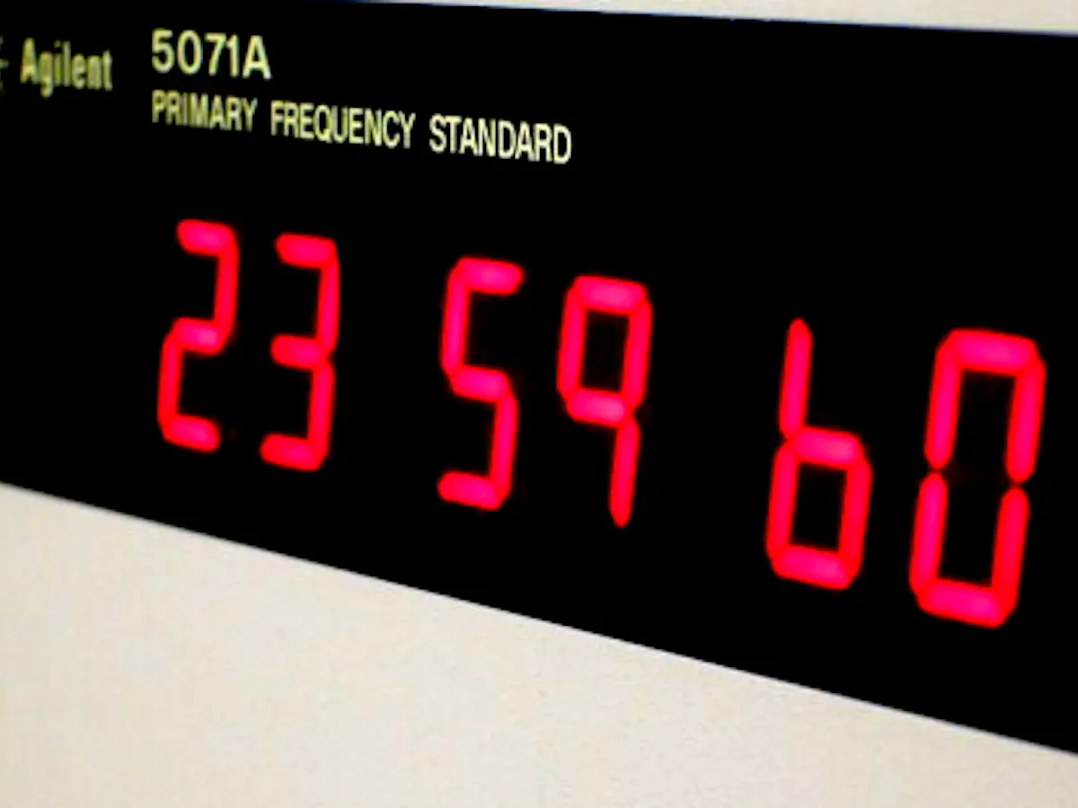 Atomic Clock Definition And Uses atomic-clock-definition-and-uses